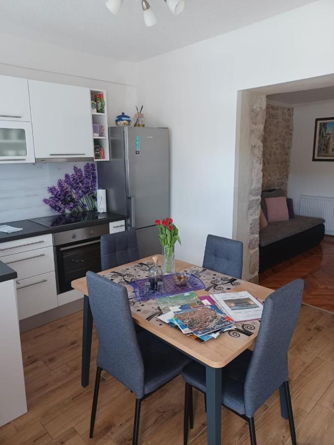Apartment Karla Snb Lozovac Εξωτερικό φωτογραφία