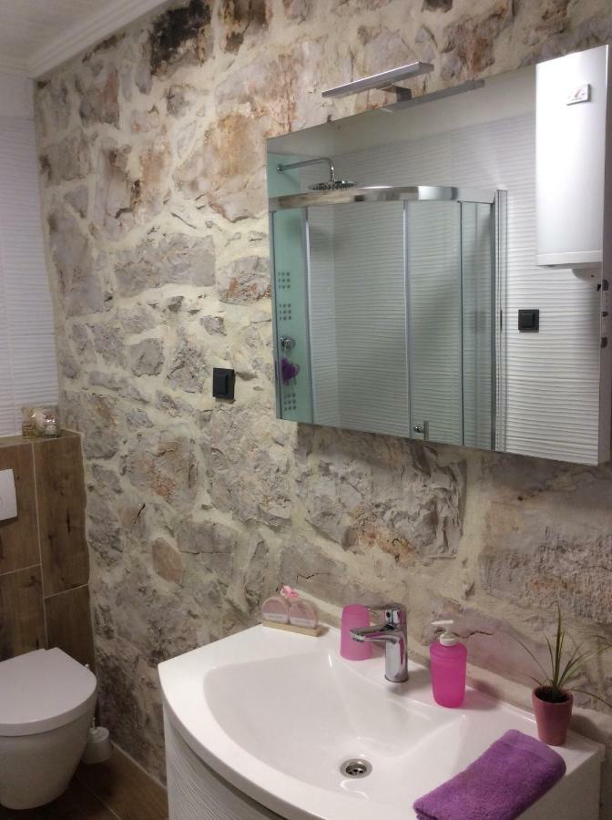 Apartment Karla Snb Lozovac Εξωτερικό φωτογραφία