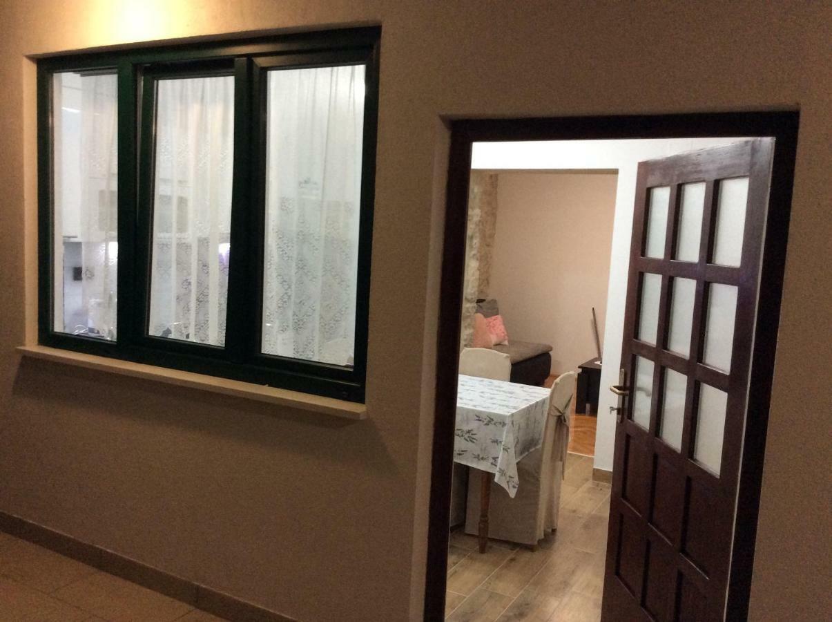 Apartment Karla Snb Lozovac Εξωτερικό φωτογραφία