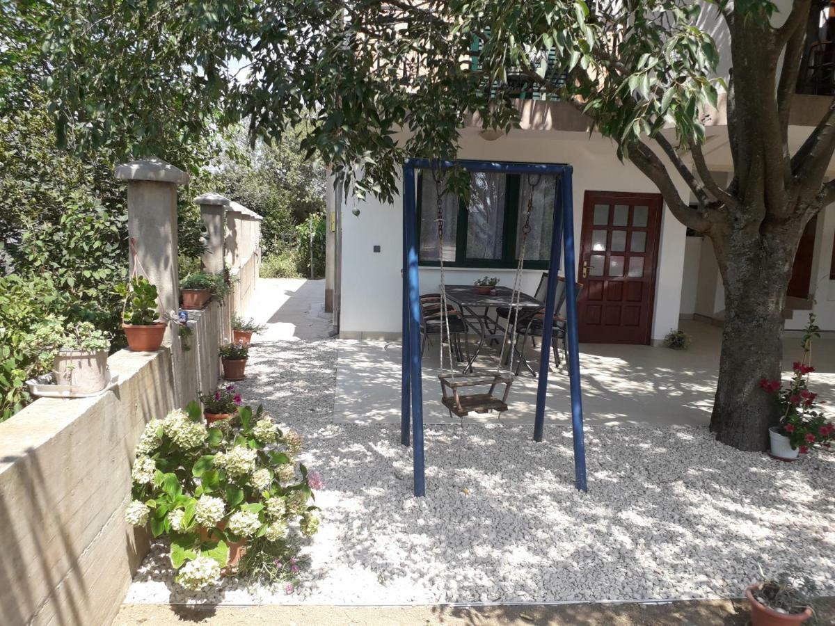 Apartment Karla Snb Lozovac Εξωτερικό φωτογραφία