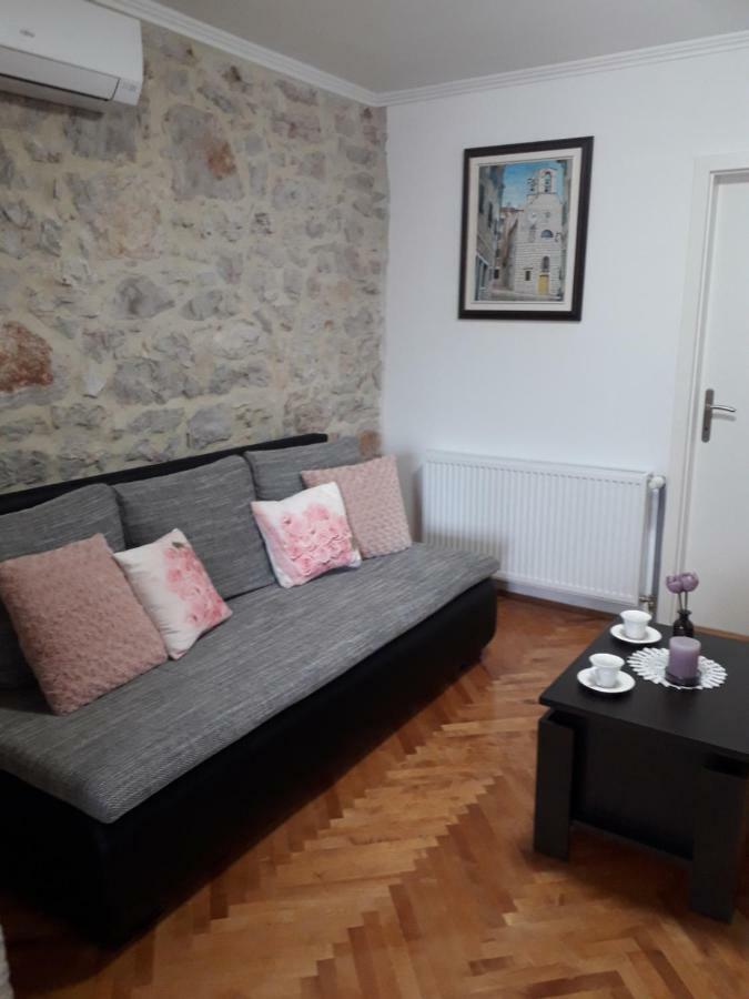 Apartment Karla Snb Lozovac Εξωτερικό φωτογραφία