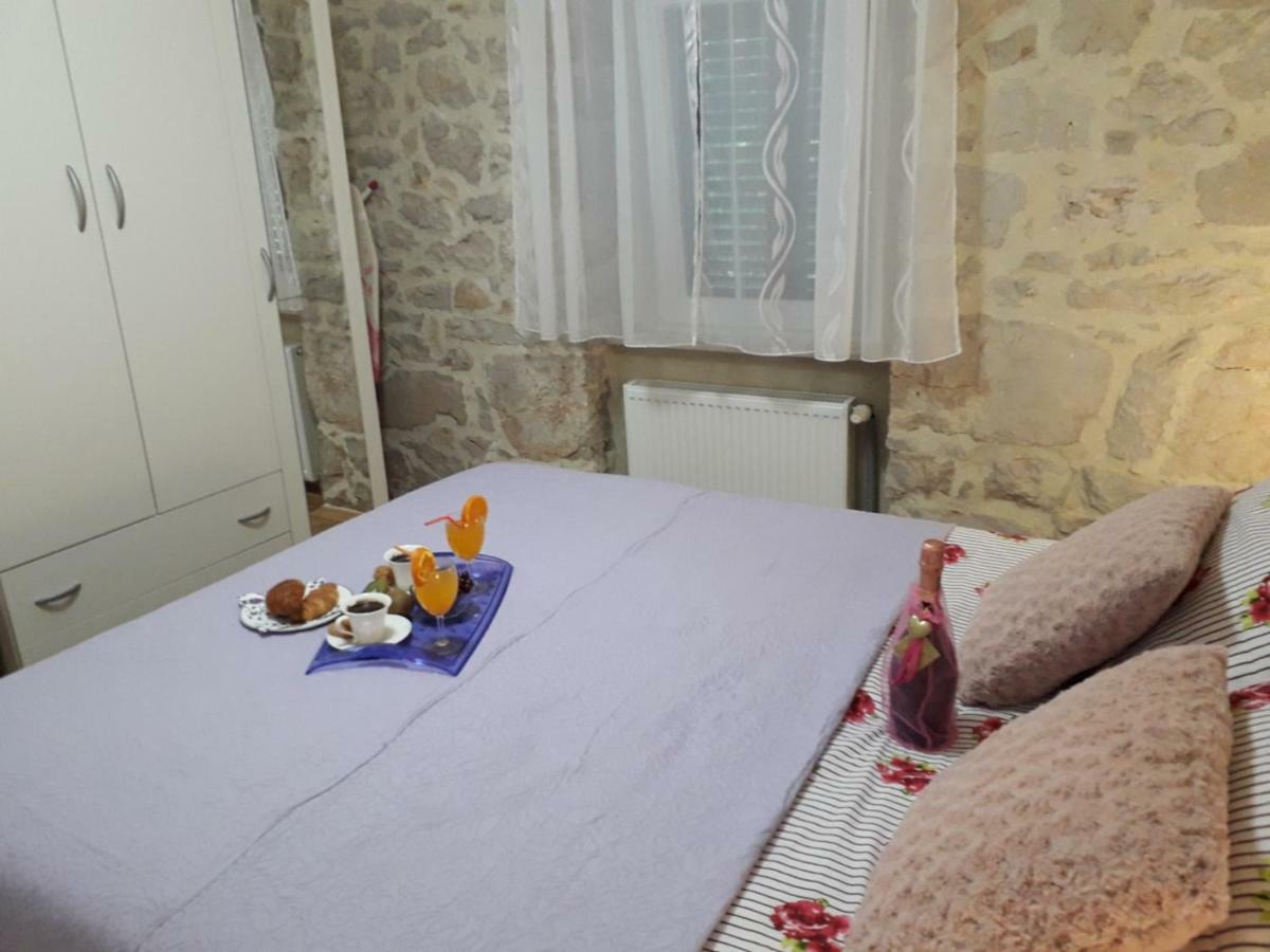 Apartment Karla Snb Lozovac Εξωτερικό φωτογραφία